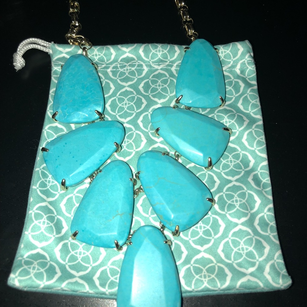 Harlow Statement necklace in Turquoise
